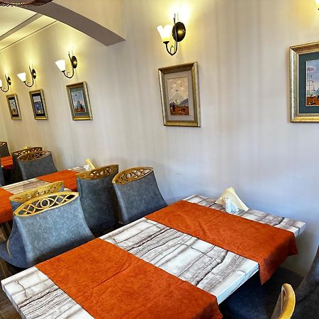 Central Hotel-Будва Екстериор снимка